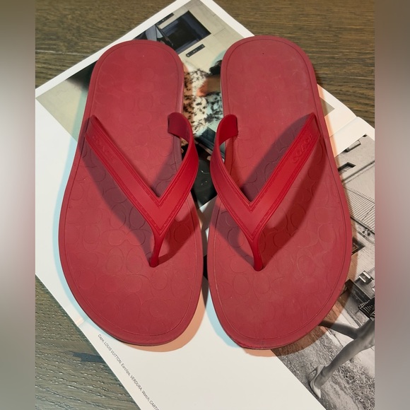 Coach Rubber Flip Flops Slides In Raspberry Size 9 - Picture 12 of 12